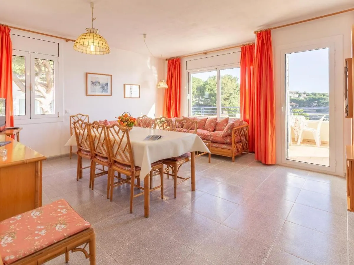 Bellamar C - Casa Adosada Para 10 Personas En Primera Linea De Mar En Llanca. - Es-228-18 0*, Llanca Spain