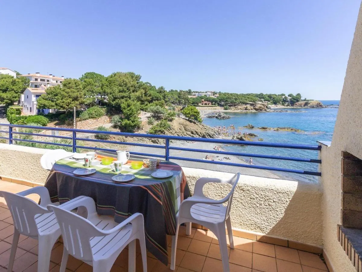 Bellamar C - Casa Adosada Para 10 Personas En Primera Linea De Mar En Llanca. - Es-228-18 Holiday home