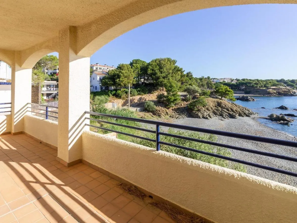 Bellamar C - Casa Adosada Para 10 Personas En Primera Linea De Mar En Llanca. - Es-228-18 Holiday home