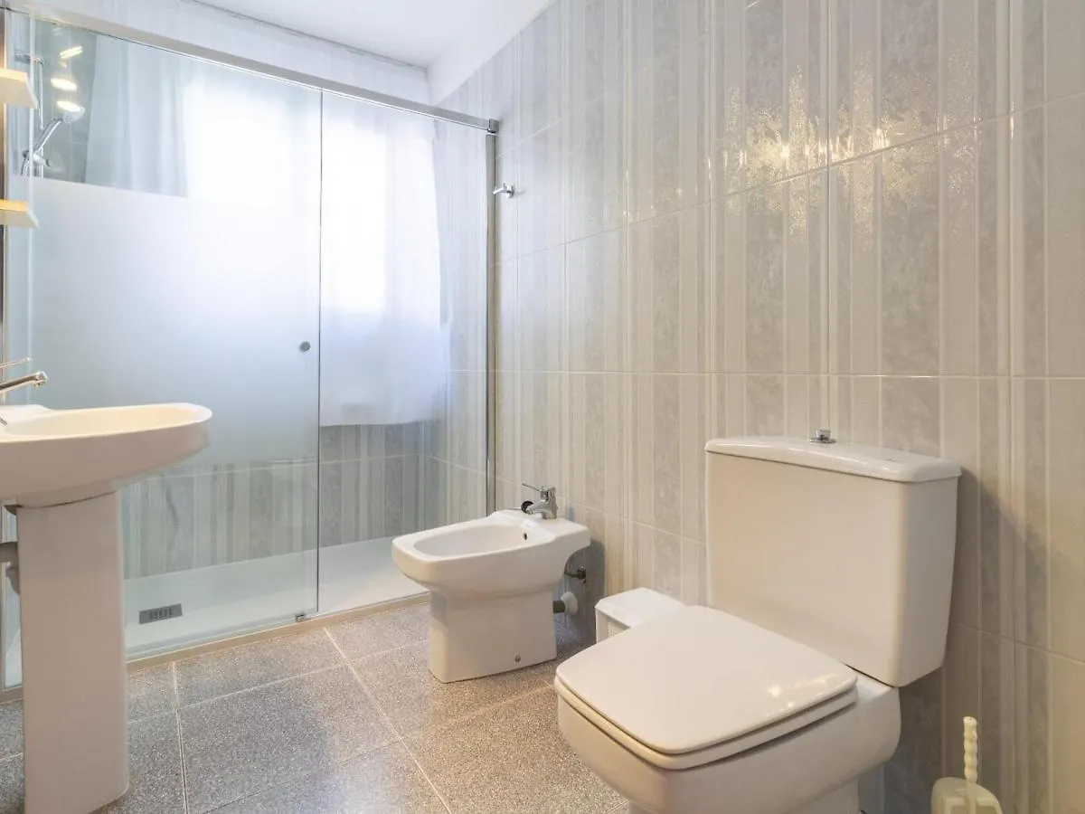 Bellamar C - Casa Adosada Para 10 Personas En Primera Linea De Mar En Llanca. - Es-228-18 Spain