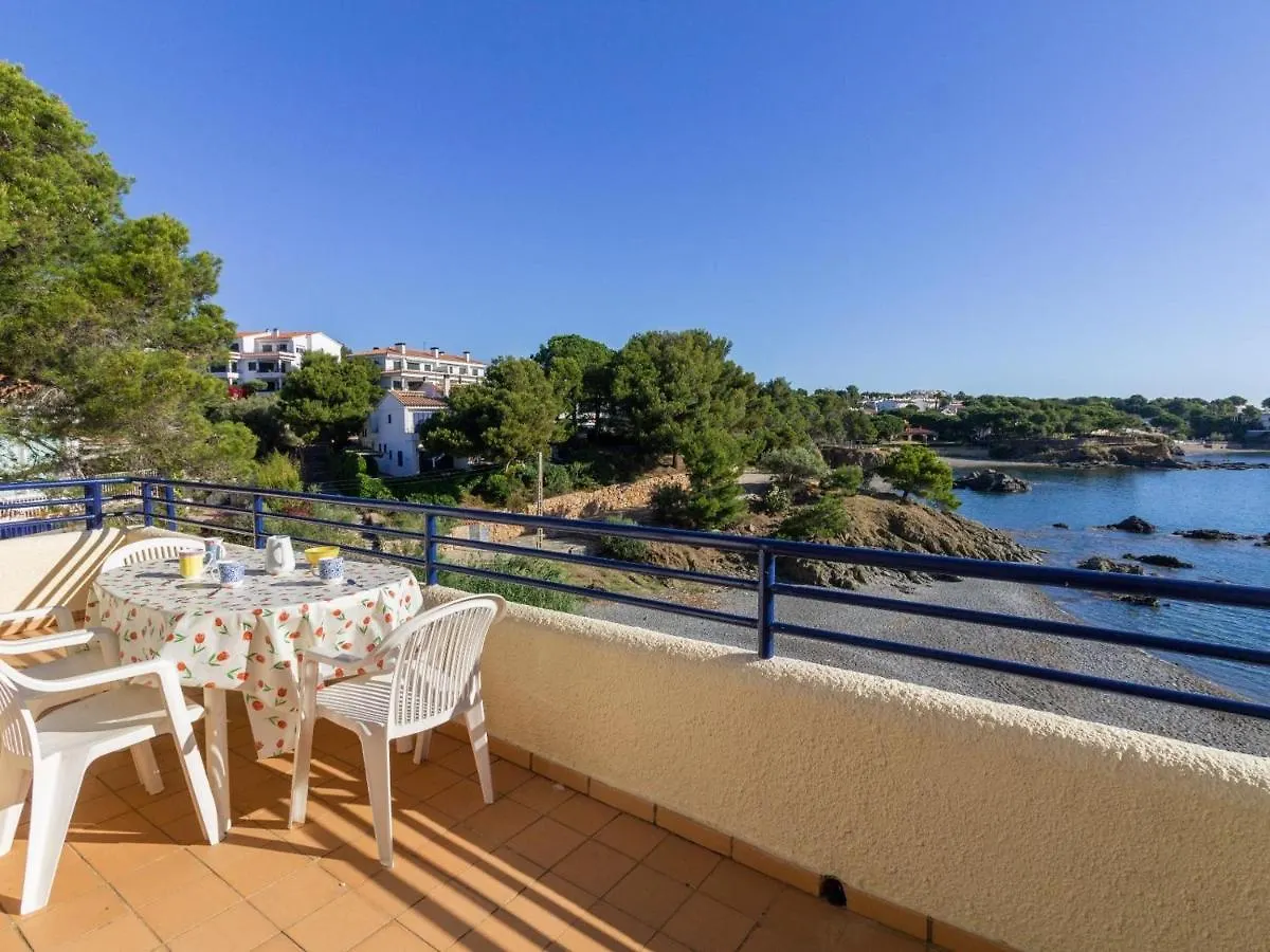 Casa vacanze Bellamar C - Casa Adosada Para 10 Personas En Primera Linea De Mar En Llanca. - Es-228-18 Spagna