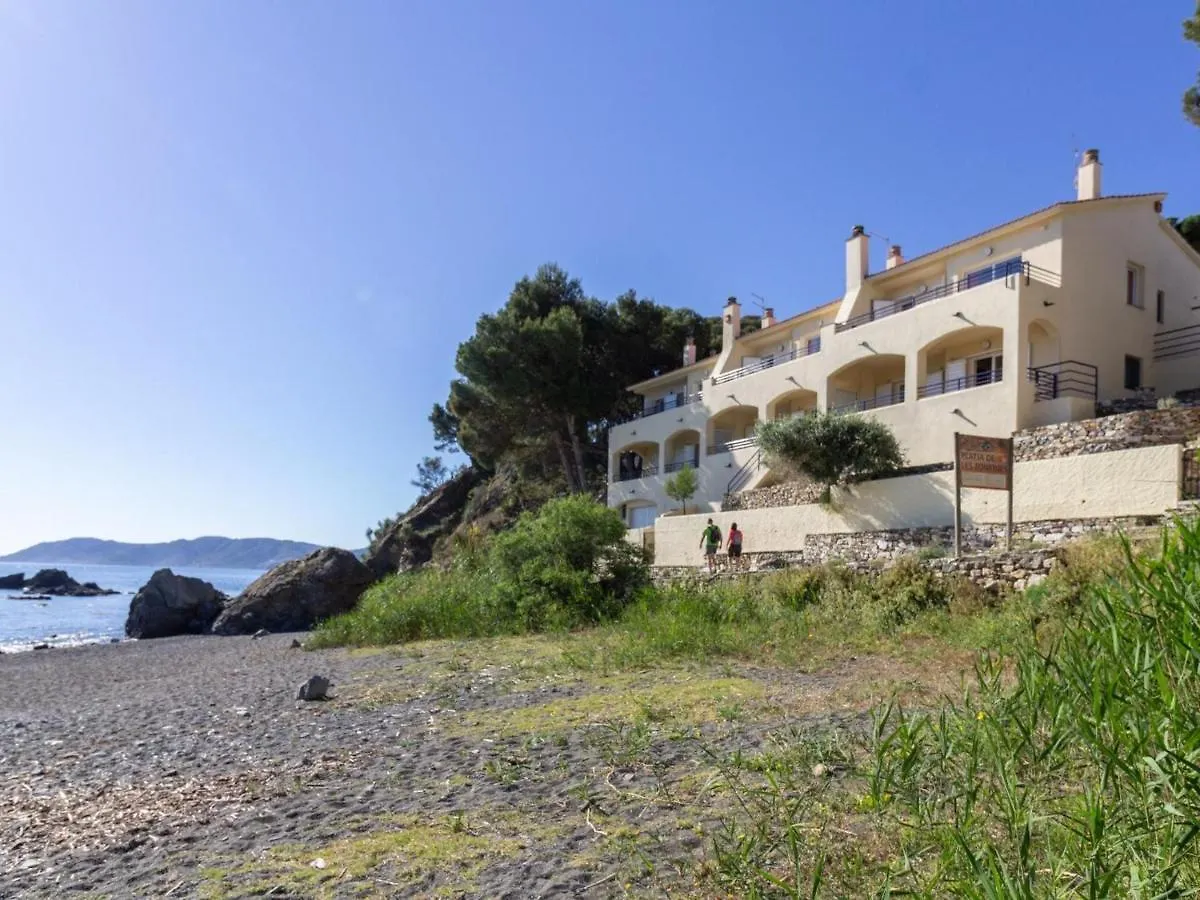 Casa vacanze Bellamar C - Casa Adosada Para 10 Personas En Primera Linea De Mar En Llanca. - Es-228-18